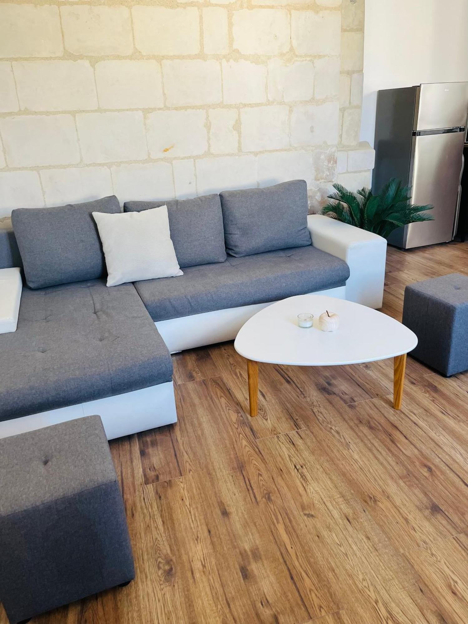 Logements 6 Pers A 15 Minutes D Angers Corné エクステリア 写真