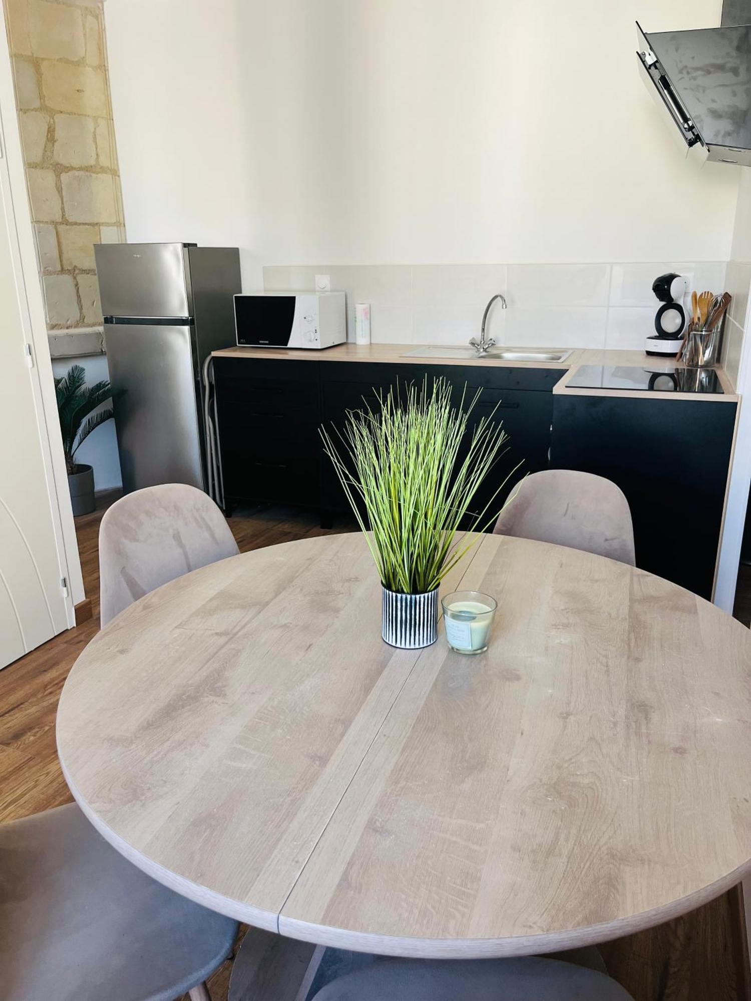 Logements 6 Pers A 15 Minutes D Angers Corné エクステリア 写真