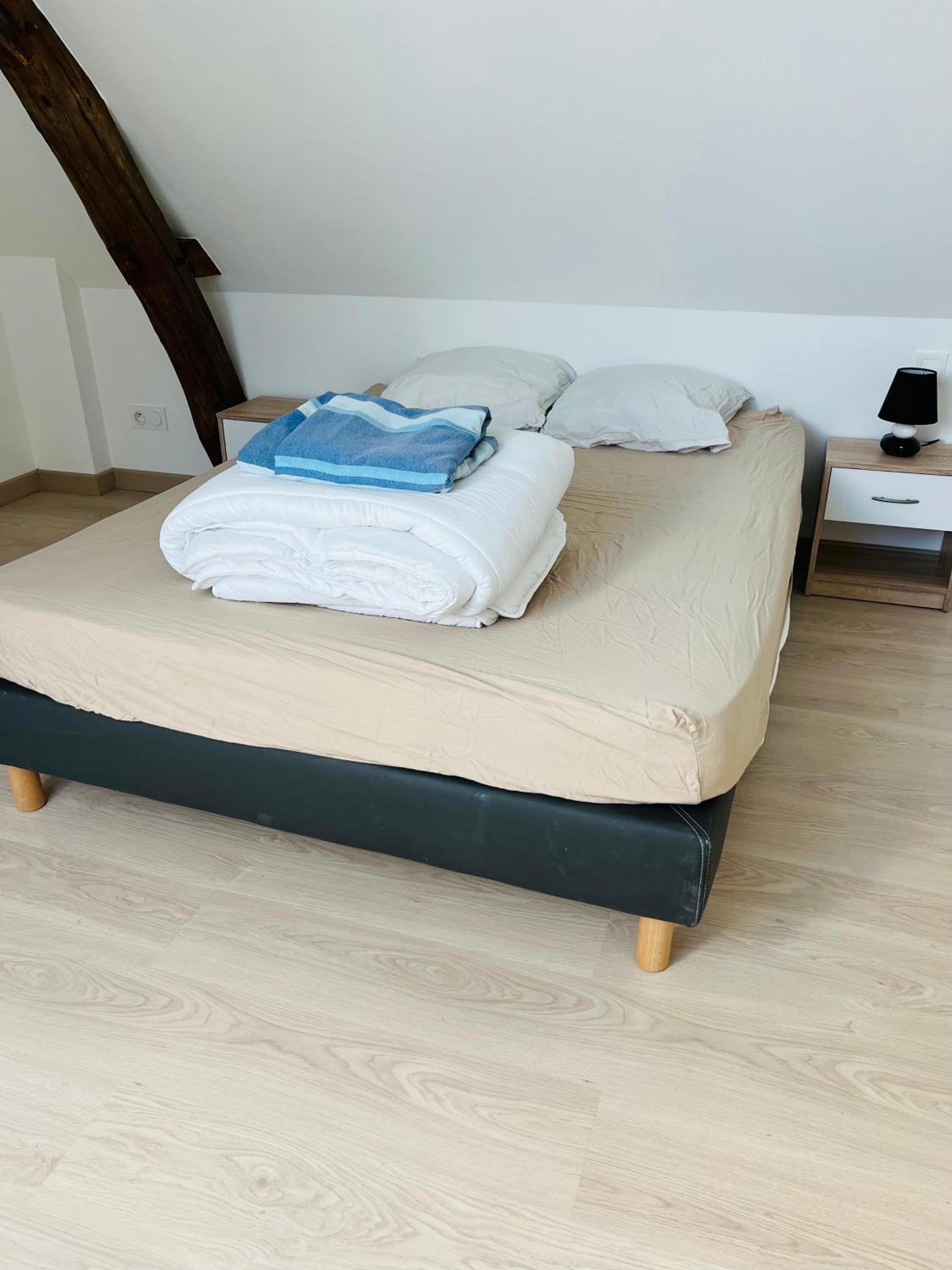 Logements 6 Pers A 15 Minutes D Angers Corné エクステリア 写真