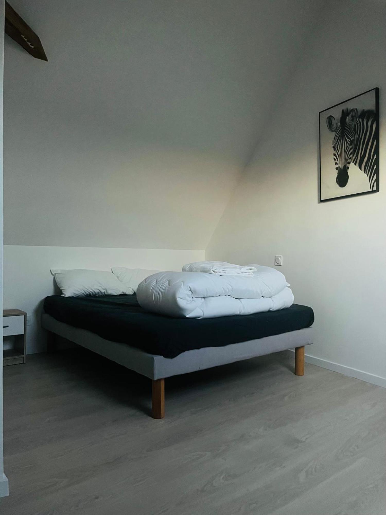 Logements 6 Pers A 15 Minutes D Angers Corné エクステリア 写真